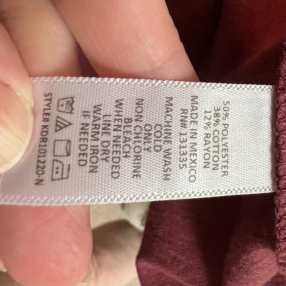 Semi fitted, Wine colored, V Neck, T-shirt dress, with side slit, midi - Picture 6 of 8